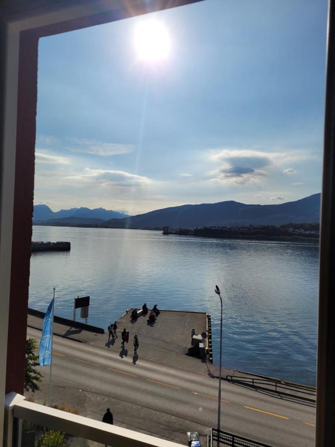 Single Elegant Room I Sentrum- Sea View Олесун Екстериор снимка